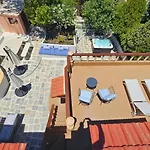 Vila Old Town Pearl *