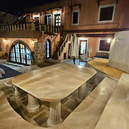 Вилла Old Town Pearl