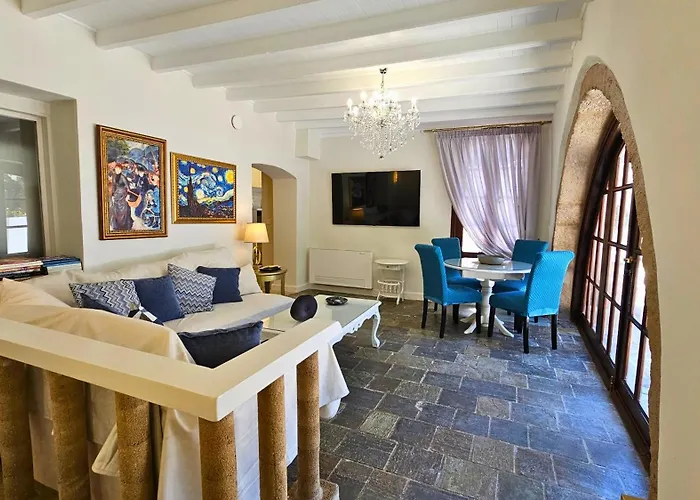 Vila Old Town Pearl Rhodes City