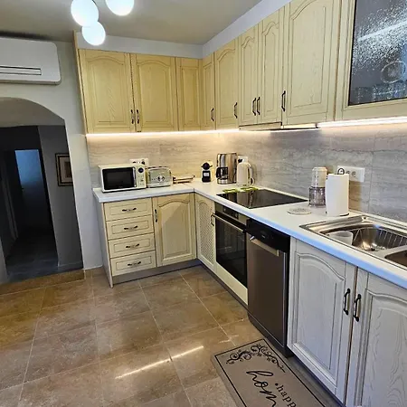 Villa Old Town Pearl *